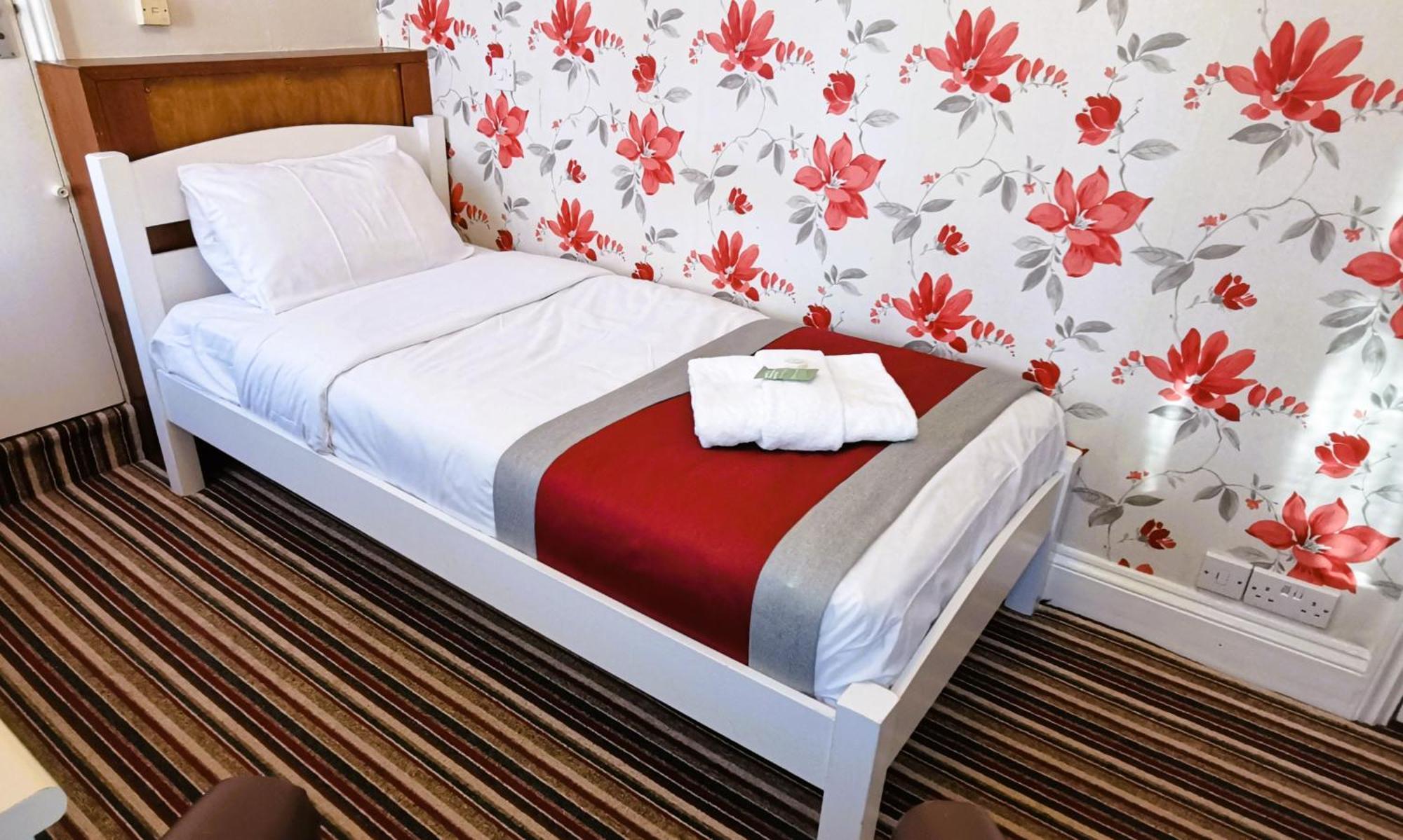 Russell Hotel 로열턴브리지웰즈 외부 사진