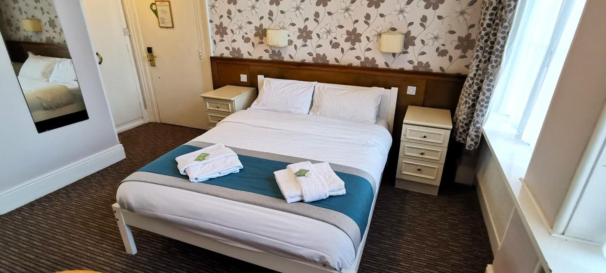 Russell Hotel 로열턴브리지웰즈 외부 사진