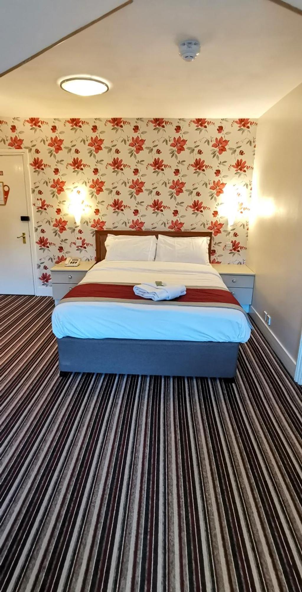 Russell Hotel 로열턴브리지웰즈 외부 사진