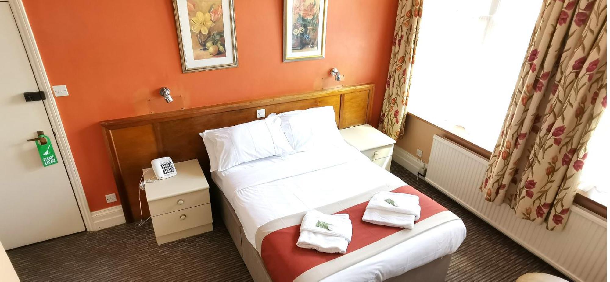 Russell Hotel 로열턴브리지웰즈 외부 사진