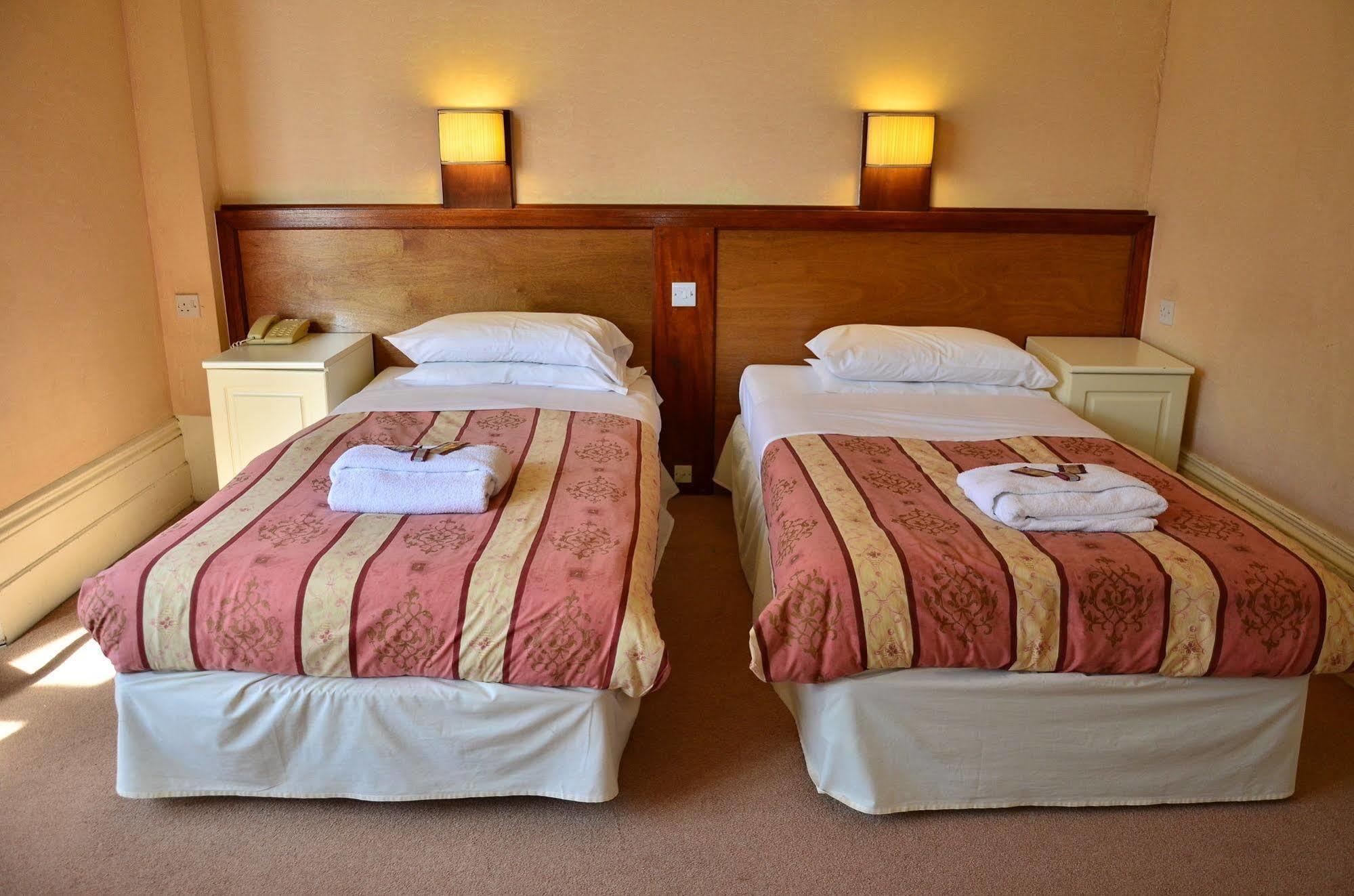 Russell Hotel 로열턴브리지웰즈 외부 사진
